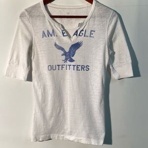 American Eagle - slit v- neck t- shirt. Size M.